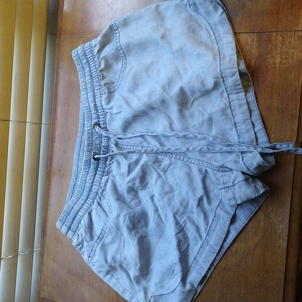 Chambray Shorts | Medium